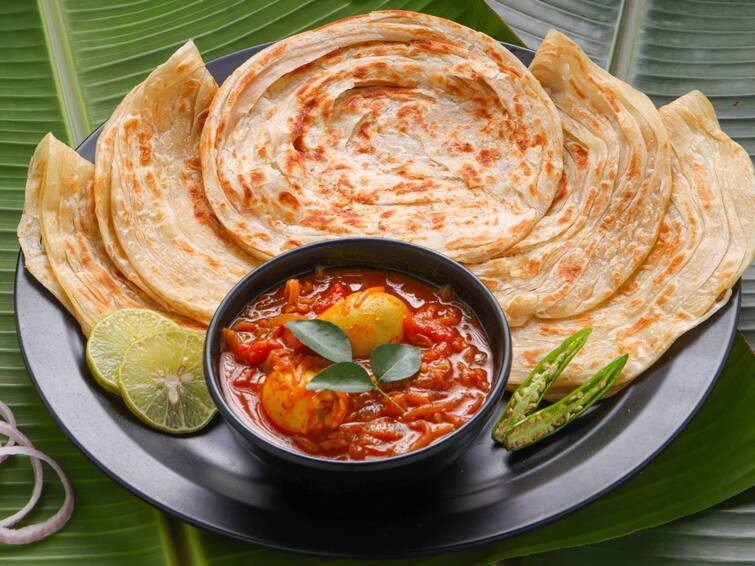 Parotta  Girl dies due to maida allergy after eating parotta in Idukki kerala state Parotta : வில்லனாக மாறிய பரோட்டா....11ஆம் வகுப்பு மாணவி உயிரிழந்த சோகம்...கேரளாவில் அதிர்ச்சி...