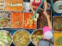 आलू-पनीर पसंदा से लेकर मुर्गे के खून में बना पुलाव और सुअर के दिमाग तक, ये हैं इंडियन्स के अजीब खानपान की लिस्ट