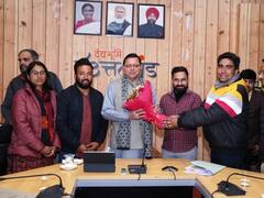 उत्तराखंड: बेरोजगार संघ के प्रतिनिधियों से सीएम धामी ने की मुलाकात, डीजीपी को दिए ये निर्देश