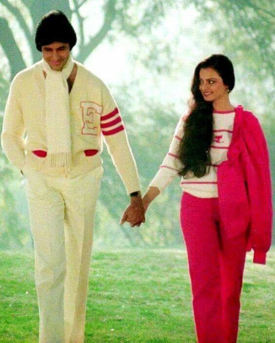 हालांकि जैसे ही दोनों के अफेयर की खबर बॉलीवुड में फैलने लगी तो रेखा और अमिताभ ने एकसाथ काम करना बंद कर दिया. दोनों को आखिरी बार फिल्म ‘सिलसिला’ में साथ देखा गया था.