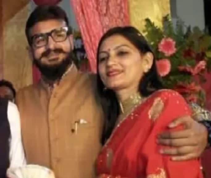 Mukhtar Ansari’s son Abbas booked for running extortion racket from Chitrakoot jail MLA Jail : ધારાસભ્ય અબ્બાસની પત્ની જેલમાં જ કલાકો એકાંતવાસ ભોગવતા રંગેહાથ પકડાઈ