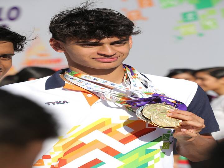 R Madhavan Son Vedaant Madhavan Wins 5 Gold 2 Silver Medals Khelo India Winter Games 2023 Vedaant Madhavan: ఖేలో ఇండియా యూత్ గేమ్స్ లో 7 పతకాలు గెలిచిన వేదాంత్- పుత్రోత్సాహంలో మాధవన్