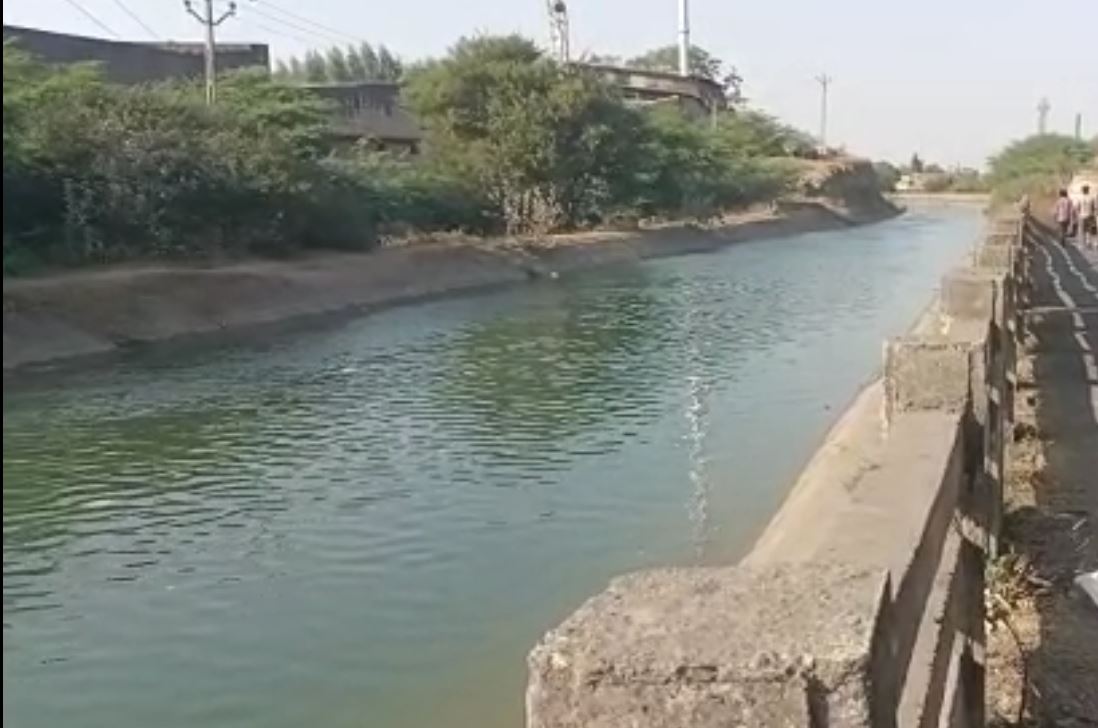 Gandhinagar: નર્મદા કેનાલમાંથી મળી આવી પ્રેમી પંખીડાની લાશ, મોતનું કારણ અકબંધ