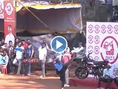 क्रिकेट में फुटबॉल: बाउंड्री पर खिलाड़ी ने पकड़ा हैरतअंगेज कैच, सचिन भी हुए हैरान! शेयर किया वीडियो