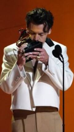 Harry Styles: நான்காவது முறையாக ப்ரிட் விருதினை வென்ற பாப் பாடகர்...கொண்டாட்டத்தில் ரசிகர்கள்!