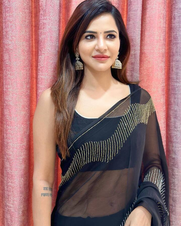 అషూరెడ్డి అందమైన ఫోటోలు -Image Credit: Ashu reddy/Instagram