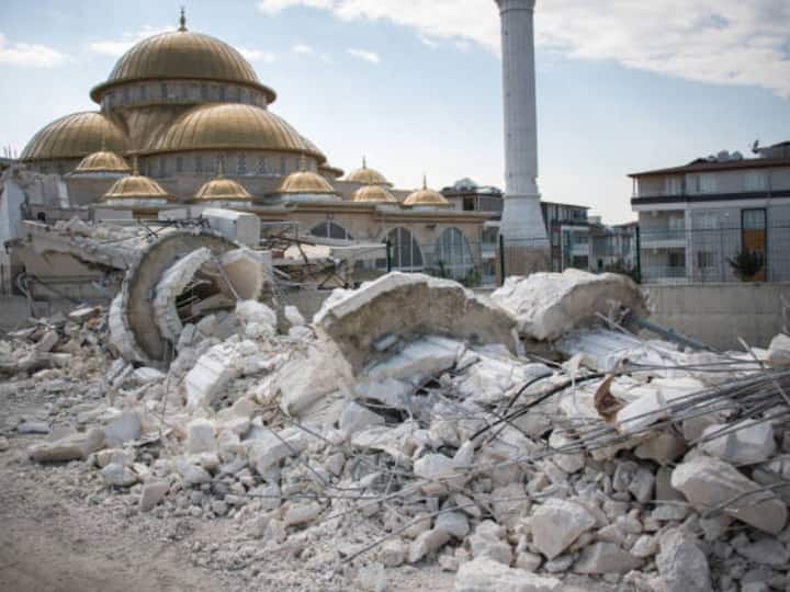 Turkey-Syria Earthquake: Death Toll Crosses 28,000 Mark, Clashes Hamper Rescue Ops — Updates Turkiye-Syria Earthquake: Death Toll Crosses 28,000 Mark, Clashes Hamper Rescue Ops — Updates