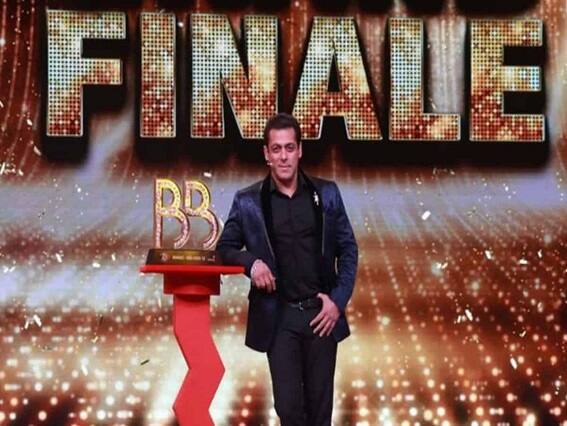 Bigg Boss 16 Finale Live Updates: Priyanka Chahar Choudhary and Shiv Thakare top favourites in Salman Khan show Bigg Boss 16 Grand Finale: ફિનાલેમાં એક સાથે શિવ ઠાકરે અને પ્રિયંકા ચાહર કરશે ડાન્સ, છેલ્લી વખત જોવા મળશે જોરદાર ટક્કર