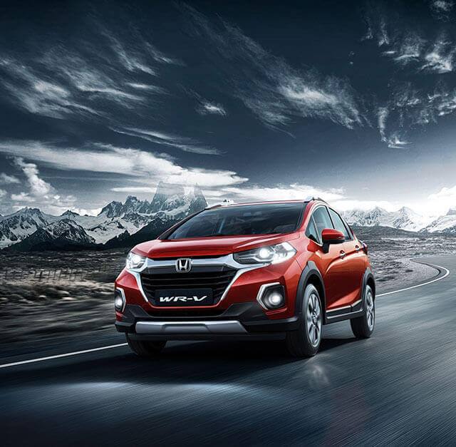 कार निर्माता कंपनी होंडा की होंडा डब्ल्यूआर-वी कार नए उत्सर्जन नियम लागू होने के बाद से नहीं खरीदी जा सकेगी. इस कार को 2017 में लॉन्च किया गया था. होंडा इस कार की बिक्री 9.25 लाख रुपये से 12.41 लाख रुपये एक्स-शोरूम तक की कीमत में करती है.