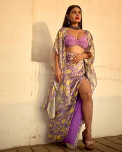 Sreejita De Photos: 'बिग बॉस फिनाले' से पहले इस एक्ट्रेस ने लगाया ग्लैमर का तड़का, छोटे-छोटे कपड़ों में खिंचवाई तस्वीरें