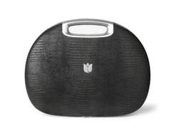 Laptop ਜਾਂ ਫਿਰ Handbag ! ਚਿੱਟੇ ਸੋਨੇ ਤੇ ਹੀਰਿਆਂ ਤੋਂ ਬਣਾਇਆ ਪਰਸ ਦੇ ਡਿਜ਼ਾਇਨ ਵਾਲਾ Laptop, ਕੀਮਤ ਸੁਣ ਕੇ ਹੋ ਜਾਵੇਗੋ ਹੈਰਾਨ