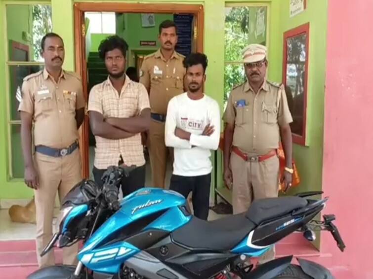 Villupuram Two college students arrested for stealing goat for money to celebrate Valentine's Day விழுப்புரம் : காதலர் தினம் கொண்டாட பணம் இல்லை: ஆடு திருடிய கல்லூரி மாணவர்கள் இருவர் கைது