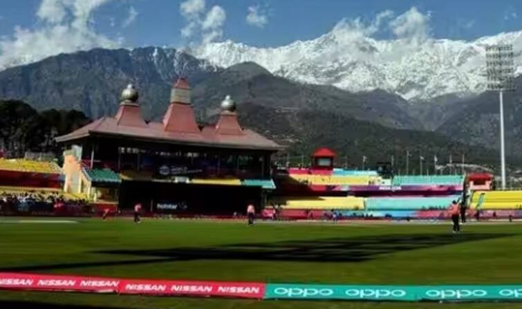 Border Gavaskar Trophy: India vs Australia 3rd Test shifted from Dharamshala: Report Border Gavaskar Trophy: ભારત-ઓસ્ટ્રેલિયા વચ્ચેની ત્રીજી શિફ્ટ ધર્મશાળામાંથી શિફ્ટ કરાઇ, ગુજરાતમાં અહીં રમાઇ શકે છે ત્રીજી ટેસ્ટ