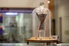 दुनिया का सबसे लंबा चलने वाला एक्सपेरिमेंट, क्या वजह है जो पिछले 95 साल से यह चल रहा है!