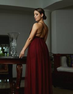 Valentine day 2023: ਵੈਨੇਨਟਾਈਨ ਡੇ 'ਤੇ ਸਭ ਤੋਂ ਅਲੱਗ ਦਿਖਣਾ ਚਾਹੁੰਦੇ ਹੋ, ਤਾਂ ਪਾਓ ਇਹ ਡ੍ਰੈਸ, ਪਾਰਟਨਰ ਹੋ ਜਾਵੇਗਾ ਖੁਸ਼