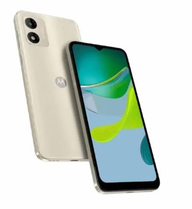 Moto E13 ના અલ્ટરનેટિવ -  કંપનીનું કહેવુ છે કે આ સેગમેન્ટમાં સૌથી હલ્કો ફોન છે. Moto E13 નું  વજન 180 ગ્રામ છે. Motorola એ કહ્યું કે Moto E13 આ રેન્જની કેટલીય પ્રતિદ્વંદ્વીઓથી હલ્કો છે.