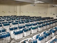 आ रही हैं नई EVM मशीनें! वोटर किसी भी क्षेत्र में बैठकर कर सकता है वोटिंग, जानें