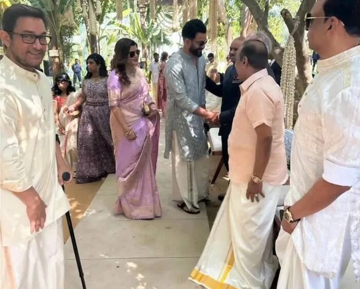 Aamir Khan Viral Picture Walking With help of Stick in a Wedding Aamir Khan : આમિર ખાનને શું થયું? લગ્ન સમારોહમાં લાકડીના ટેકે મળ્યો જોવા