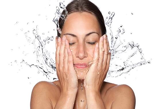 Excessive face wash causes this damage to the face, how often should face wash be done? Excessive face wash causes this damage to the face, how often should face wash be done?