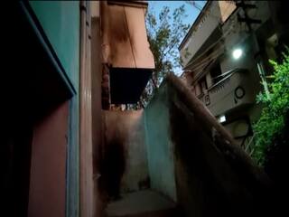 Crime: காதலிக்க மறுத்த மாணவி; பெட்ரோல் குண்டுவீசிய இளைஞர் - மதுரையில் நடந்தது என்ன?