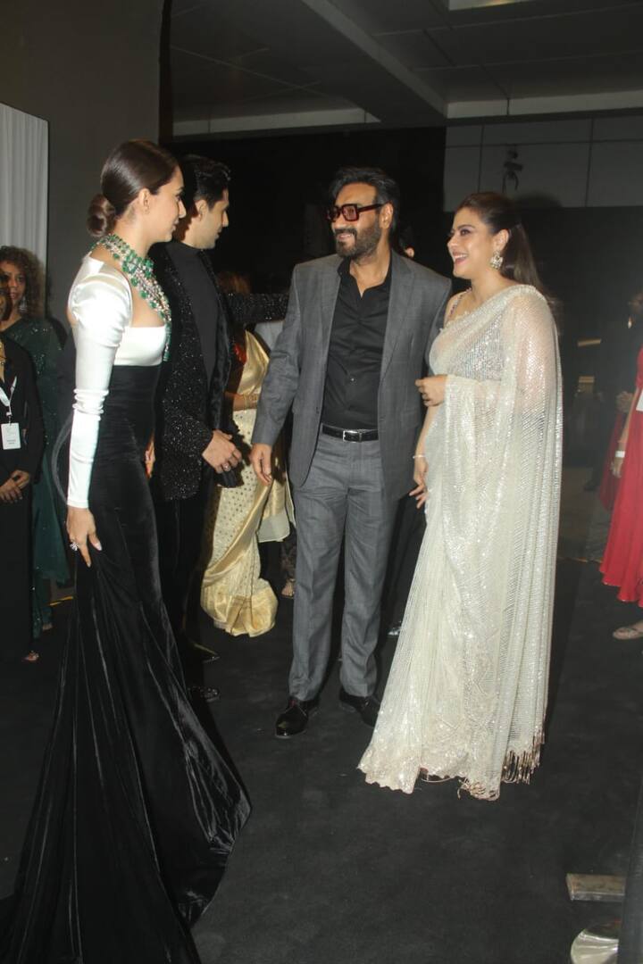 భార్య కాజోల్తో కలిసి అజయ్ దేవగణ్ ఈ వేడుకలో పాల్గొన్నారు.