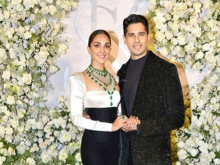 Sidharth Malhotra And Kiara Advani Wedding Reception: Newlyweds Shake A Leg On Kala Chashma Sidharth Malhotra And Kiara Advani Wedding Reception: Newlyweds Shake A Leg On Kala Chashma