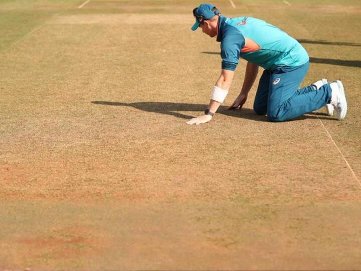 australia cricket team team forced to call off practice session after nagpur pitch have unexpectedly been watered IND vs AUS: नागुपर में हार के बाद सेंटर पिच पर अभ्यास करना चाहती थी कंगारू टीम, मैदानकर्मियों ने फेर दिया पानी