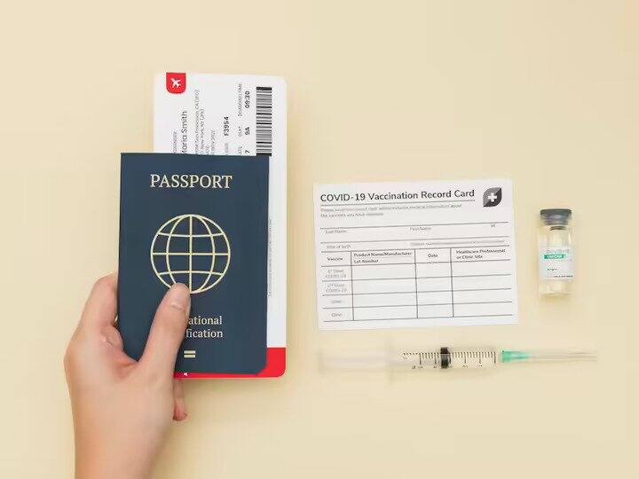 what is health passport and know how to apply And how is it different from normal passport क्या होता है हेल्थ पासपोर्ट? अगर कभी विदेश जाने का मन है तो इसके बारे में जरूर जान लें