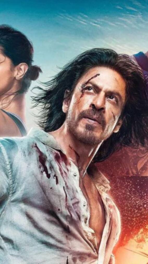 500 कोटींच्या क्लबकडे पठाणची वाटचाल