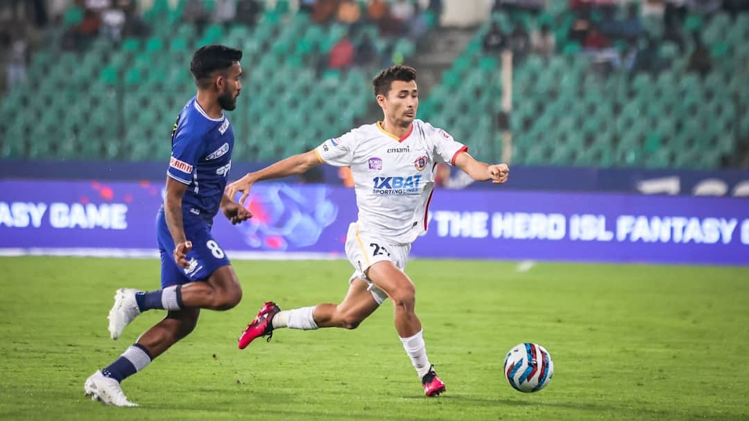 East Bengal vs Chennaiyin: সেরা ছয়ে থাকার মতো দল নয় ইস্টবেঙ্গল, চেন্নাইয়িনের কাছে হেরে দাবি কোচের Chennaiyin FC beat East Bengal, Coach Stephen Constantine admits team is not top six quality East Bengal vs Chennaiyin: সেরা ছয়ে থাকার মতো দল নয় ইস্টবেঙ্গল, চেন্নাইয়িনের কাছে হেরে দাবি কোচের