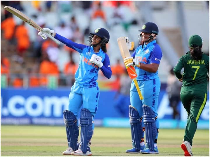 IND vs PAK Women: टी20 वर्ल्ड कप में कैसे टीम इंडिया ने पाकिस्तान को धोया? यहां पढ़ें रोमांच की पूरी कहानी how india beat pakistan women jemimah rodrigues women's t20 world ind vs pak highlights India Women vs Pakistan Women IND vs PAK Women: टी20 वर्ल्ड कप में कैसे टीम इंडिया ने पाकिस्तान को धोया? यहां पढ़ें रोमांच की पूरी कहानी