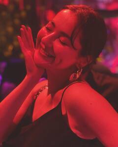 Hania Aamir Pics: लेट नाइट पार्टी करते हुए इस हालत में दिखीं पाकिस्तानी एक्ट्रेस, भड़के लोग बोले- 'इंडियन मुस्लिम आपसे ज्यादा अच्छे हैं'