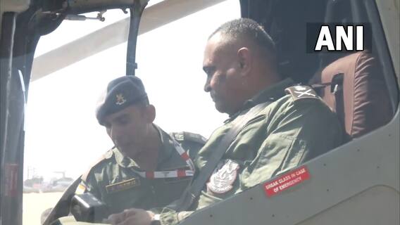 Indian Army Chief General Manoj Pande Flew Combat Helicopter: Aero Indiaలో మనోజ్ పాండే | ABP Desam