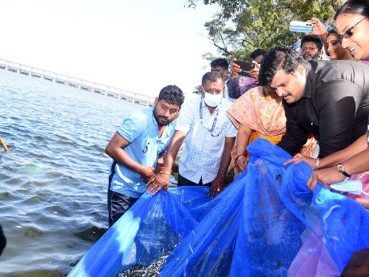 கரூர்: மாயனூர் கதவணைக்கு  நீர்வரத்து அதிகரிப்பு - விவசாயிகள் மகிழ்ச்சி