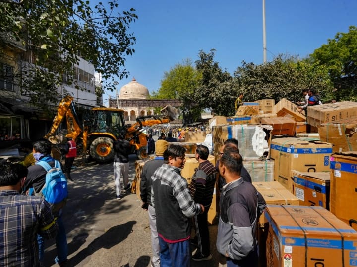 DDA Anti-encroachment Drive Continue What is the Reason behind to Remove Encroachment amid protests DDA Anti Encroachment Drive: विरोध के बीच डीडीए की अतिक्रमण हटाओ जिद की आखिर क्या है वजह?