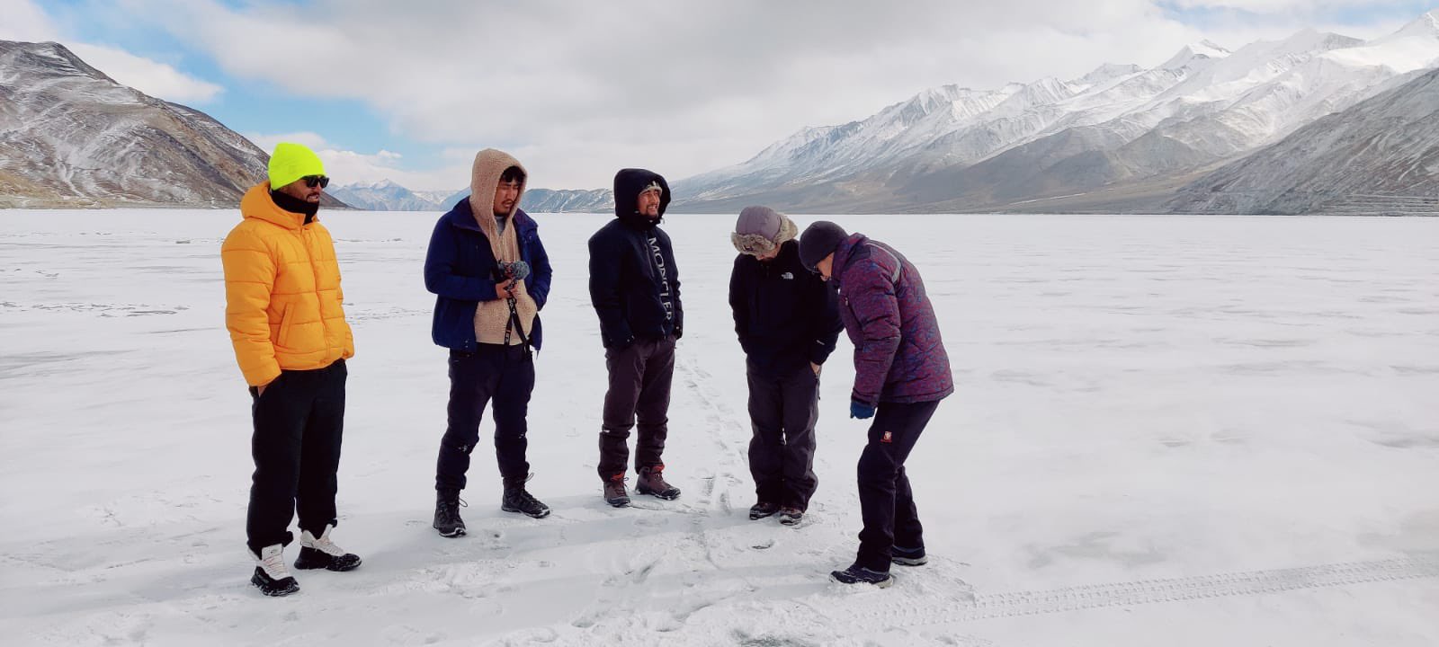 Ladakh Frozen Lake Marathon: गिनीज वर्ल्ड रिकॉर्ड पर निगाहें! जमी हुई पैंगोंग झील पर 21 KM की मैराथन, पढ़कर यकीन नहीं होगा