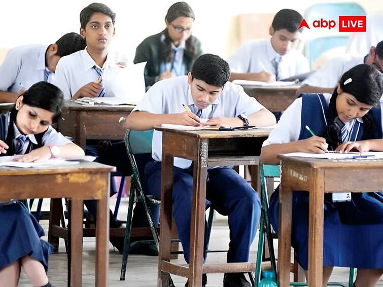 BSEB 10th Exam Schedule Paper Starting in Bihar from February 14 Valentine Day Know 10 Important things Before going to the BSEB 10th Exam Center 2023 BSEB 10th Exam: बिहार में 14 फरवरी से शुरू हो रही 10वीं की परीक्षा, सेंटर पर जाने से पहले जान लें 10 जरूरी बातें