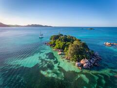 Valentine Day: इटली से लेकर फ्रांस तक, मोहब्बत करने वालों के लिए ये जगहें हैं बेहतरीन, तस्वीरें देख जाने का मन करेगा