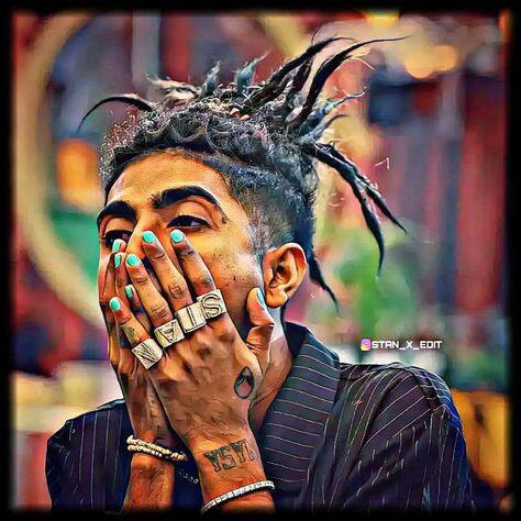 ਆਪਣੀਆਂ ਲੜਾਈਆਂ ਤੋਂ ਵੱਧ, ਐਮਸੀ ਸਟੇਨ ਨੇ ਆਪਣੇ ਮਹਿੰਗੀਆਂ ਚੀਜ਼ਾਂ ਨਾਲ ਵੀ ਧਿਆਨ ਖਿੱਚਿਆ। ਉਹ ਸ਼ੋਅ 'ਚ ਕਦੇ ਆਪਣੀ 1.5 ਕਰੋੜ ਦੀ ਚੇਨ ਅਤੇ ਕਦੇ 80 ਹਜ਼ਾਰ ਰੁਪਏ ਦੀ ਜੁੱਤੀ ਫਲੌਂਟ ਕਰਦੇ ਨਜ਼ਰ ਆਏ। ਉਹ ਅਕਸਰ ਮਹਿੰਗੇ ਤੇ ਬਰਾਂਡਿਡ ਕੱਪੜਿਆਂ 'ਚ ਹੀ ਨਜ਼ਰ ਆਉਂਦਾ ਸੀ। ਮੀਡੀਆ ਰਿਪੋਰਟਾਂ ਮੁਤਾਬਕ ਸਟੈਨ ਦੀ ਕੁੱਲ ਜਾਇਦਾਦ ਕਰੀਬ 16 ਕਰੋੜ ਰੁਪਏ ਹੈ। ਉਹ ਸੰਗੀਤ ਸਮਾਰੋਹਾਂ ਰਾਹੀਂ ਮੋਟੀ ਕਮਾਈ ਕਰਦਾ ਹੈ।