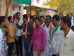 Photo: राजीनामा राज्यपालांचा अन् जल्लोष राष्ट्रवादीचा, पाहा फोटो