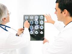 ब्रेन स्ट्रोक और ब्रेन हैमरेज में क्या है अंतर? शरीर में हो रही हैं ये दिक्कतें तो मतलब आ सकता है अटैक