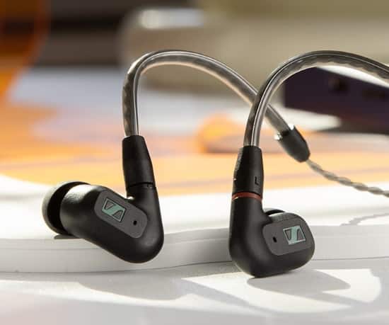 Earbuds : Sennheiser ie-200 Earbuds Rview, Specifications Features Price in India Earbuds : ઈયરબર્ડ્સને ચાર્જ કરીને કંટાળી ગયા છો તો વસાવો આ શાનદાર હેડફોન્સ