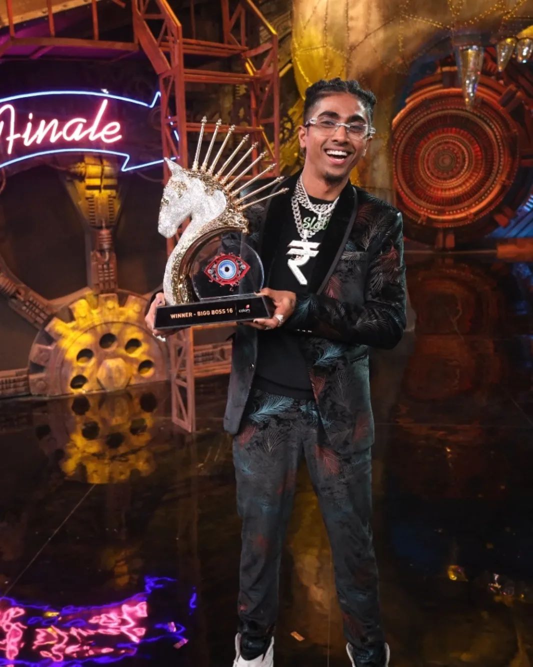 BB16' Finale: Pune rapper MC Stan takes home trophy, Rs 31L cheque