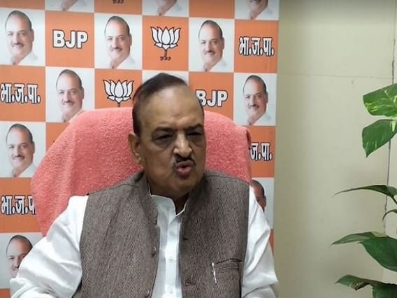 Delhi: BJP विधायक ओम प्रकाश शर्मा के ऑफिस में हुई तीसरी बार चोरी, सीसीटीवी फुटेज खंगाल रही पुलिस Delhi: BJP विधायक ओम प्रकाश शर्मा के ऑफिस में हुई तीसरी बार चोरी, सीसीटीवी फुटेज खंगाल रही पुलिस