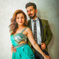 Valentine's Day 2023: पूजा में साड़ी पहनी Rubina Dilaik पर मर मिटे थे अभिनव शुक्ला, ऐसी है कपल की रोमांटिक लव स्टोरी