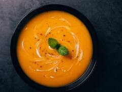 Creamy Soup: बदलते मौसम में इम्युनिटी को रखता है बूस्ट, तो घर पर बनाएं 10 मिनट में क्रीमी सूप