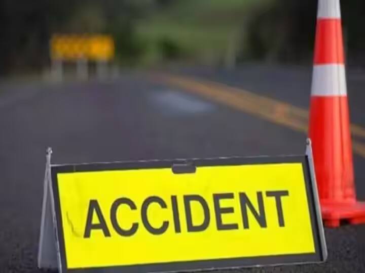Pune Nashik Accident pune nashik highway road accident 5 women died Maharashtra ANN Pune Nashik Accident: पुणे नासिक एक्सप्रेस हाइवे पर भीषण एक्सीडेंट, 5 महिलाओं की मौत