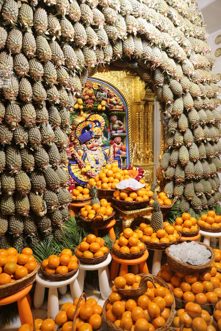 મંગળવાર મંગળ અને ભગવાન હનુમાનને સમર્પિત છે. આ દિવસે બજરંગબલીની પૂજા કરવાથી ભક્તોને દરેક સમસ્યામાંથી મુક્તિ મળે છે.