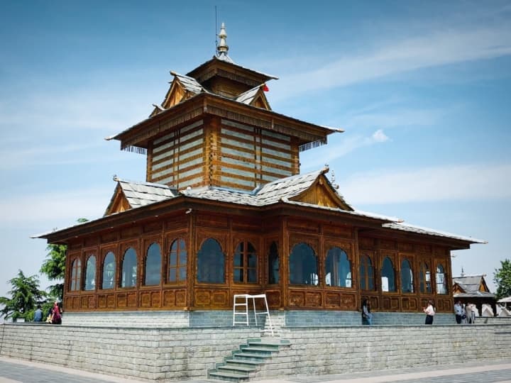 Famous Hindu Temple in Shimla Tara Devi Mandir Know history and mythological stories ANN Tara Devi Temple: शिमला के इस मंदिर में है मां तारा का साक्षात वास, 250 साल पहले सेन वंश के राजा ने करवाया था निर्माण