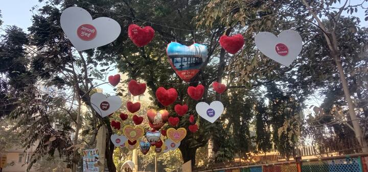 भाजप, शिवसेना यांनी देखील हा सेल्फी पॉईंट पुन्हा सुरू करण्याचा प्रयत्न केला होता.